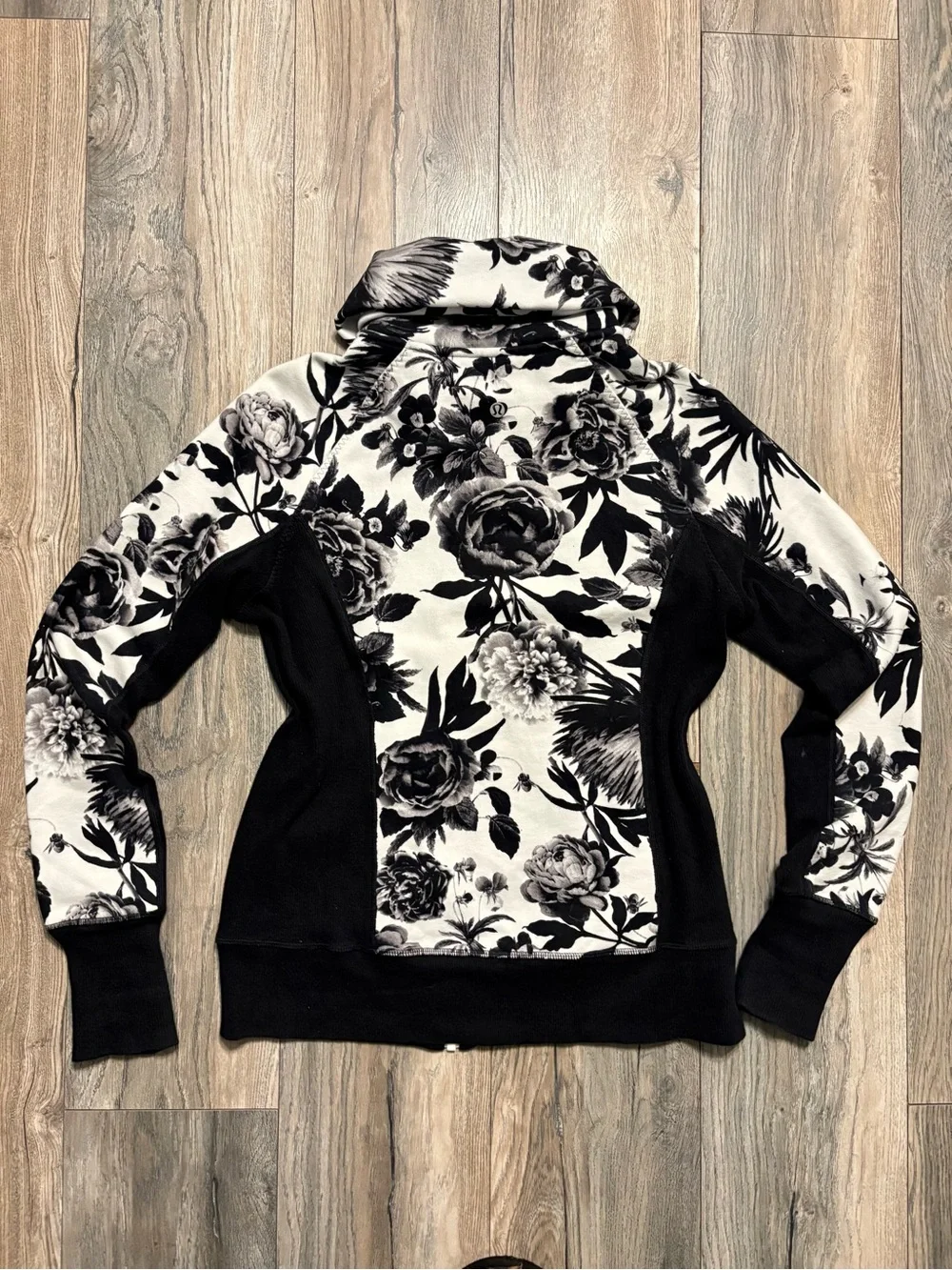 Lululemon floral scuba jacket